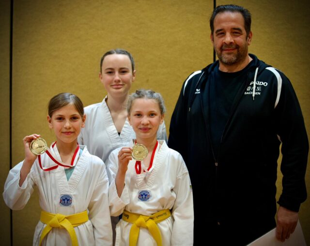 Gold und Silber für Zwönitzer Taekwondoin in Brandenburg
